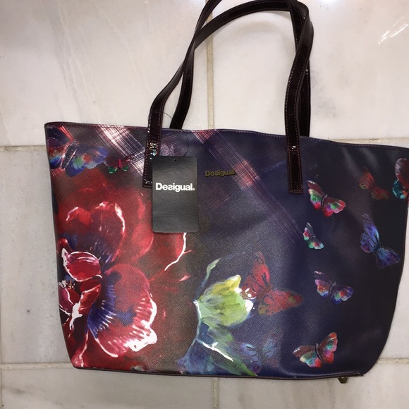 Desigual Handbags - NWT Desigual large tote